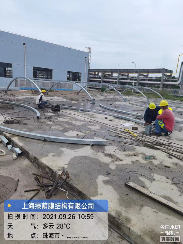 為環(huán)保事業(yè)增添一份力量--綠蔭污水池膜結構